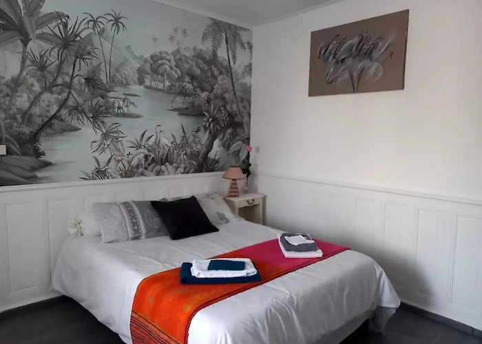 Chez Chris Bed and breakfast